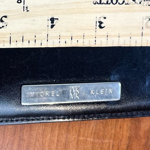 Vintage Michel Klein Black Leather Wallet Card Slots Zip Pouch Bill Fold - Picture 13 of 16